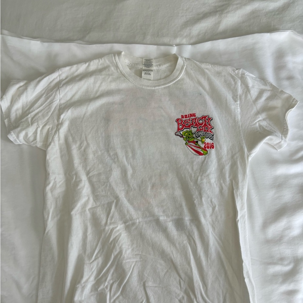 Cool vintage lacrosse shirt.